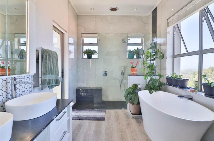 4 Bedroom Property for Sale in Berghof Western Cape